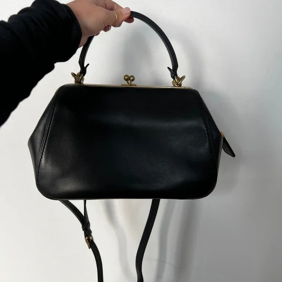 COACH 1941 Large Kisslock Frame black leather crossbody bag - Picture 4 of 16